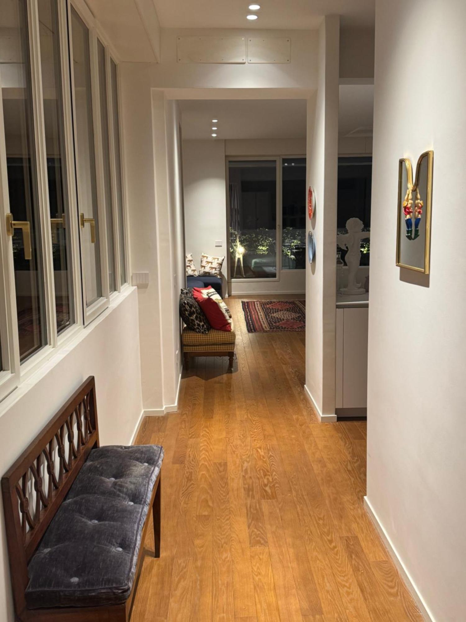 Appartement Luxury Attic In The - Garage Prenotabile
